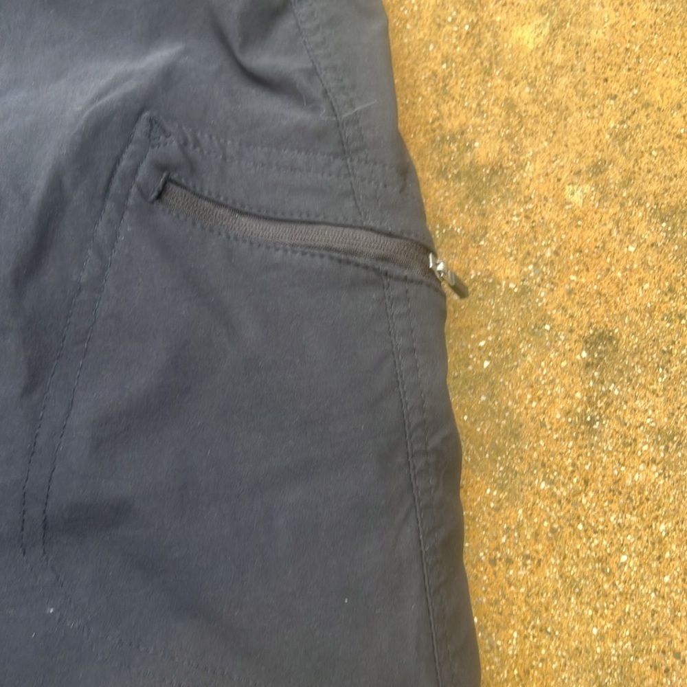 Eddie Bauer Women's Rainier Black Capri Waterproof Pant Size 12 - Picture 5 of 9